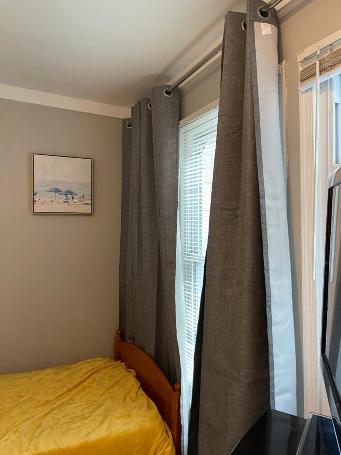 202dc Live Hostel *